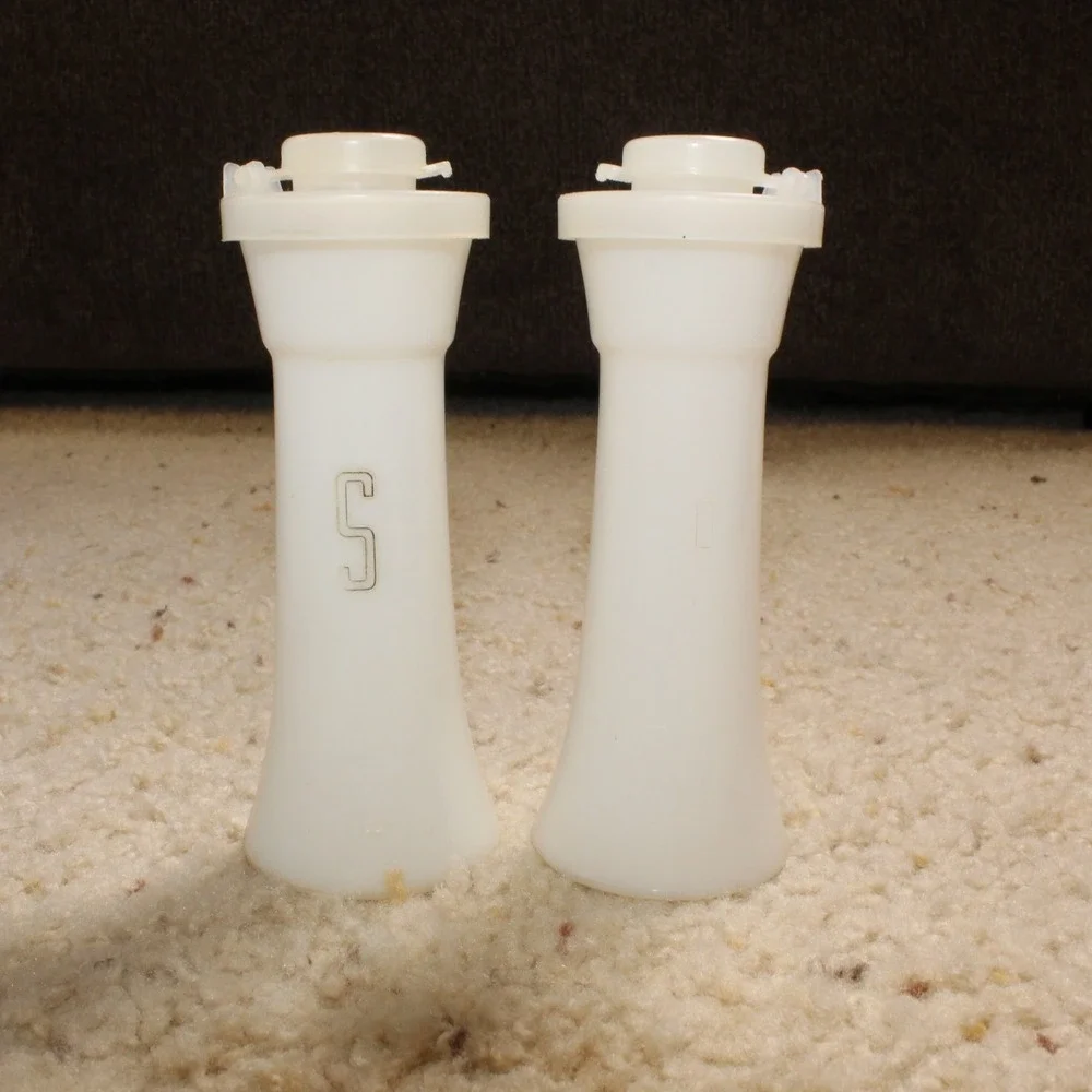 Tupperware Vintage 4